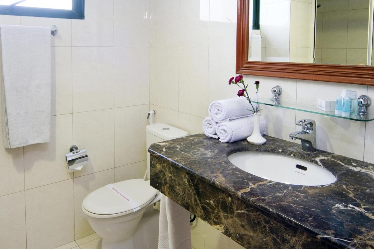 Mookai Hotel Malé Kültér fotó
